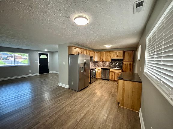 4th image of 9271 Shawhan Dr