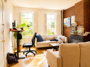 32 Irving St APT 1A, Boston, MA 02114