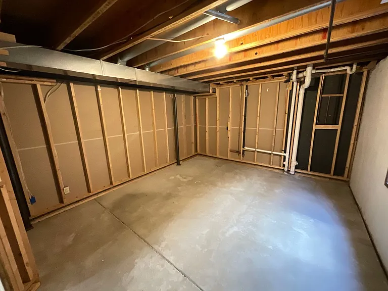 8166 Telegraph Dr — Photo 38