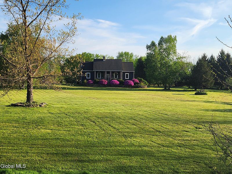 2nd image of 400 Devils Lane