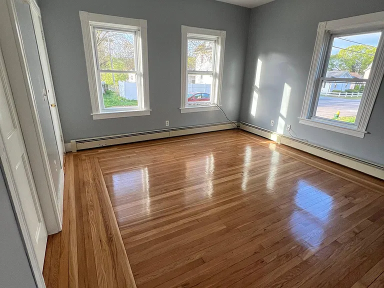 38 Metcalf Ave #1 — Photo 3
