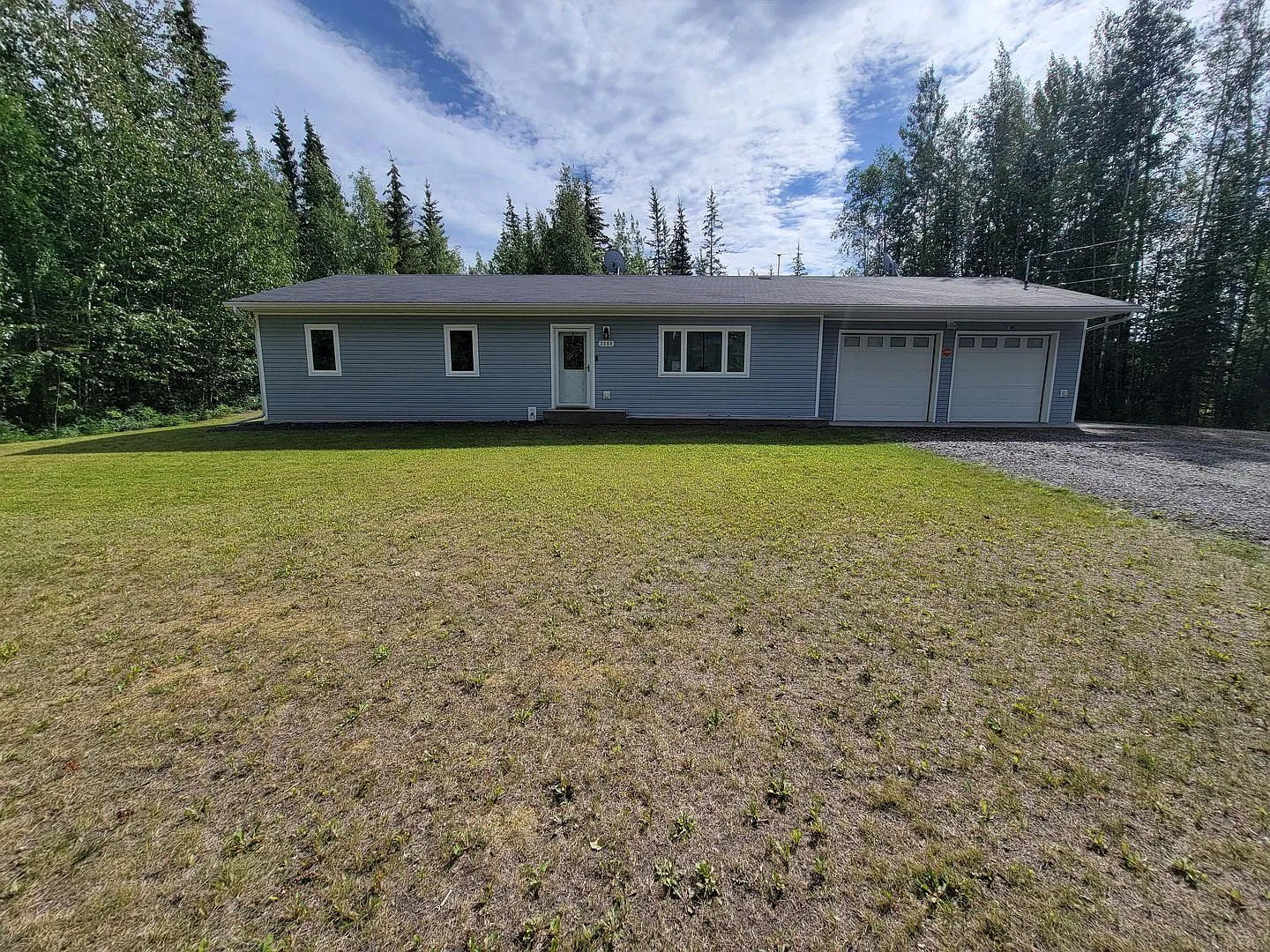 Century 21 Gold Rush - 3 Bed | 2 Bath (North Pole) — Photo 1