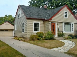 3415 N 93rd St, Milwaukee, WI 53222