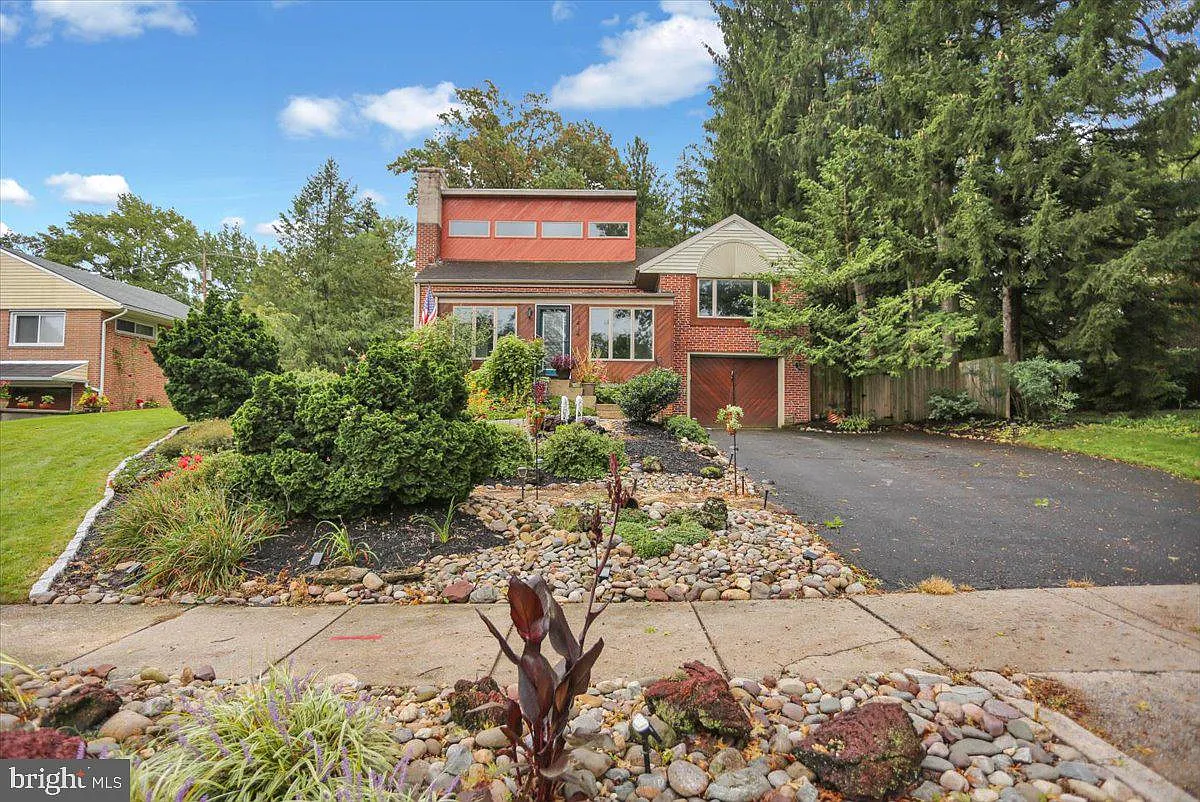 1414 Rose Virginia Rd photo 1