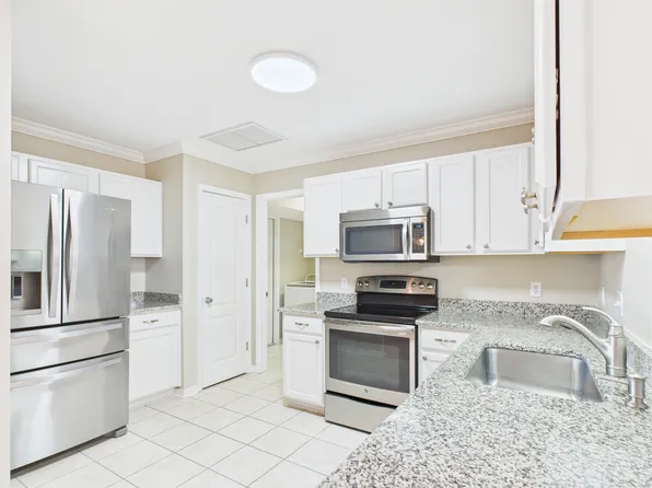 1912 Spiller Way, Fort Walton Beach, FL 32547