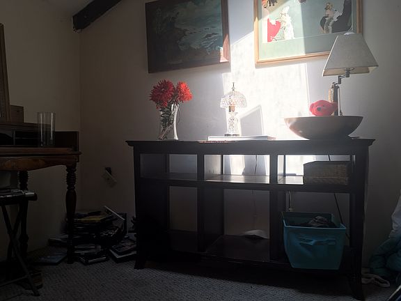 Loft area, 107 sq. ft.