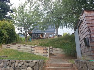 1916 42nd Ave SW, Seattle, WA 98116