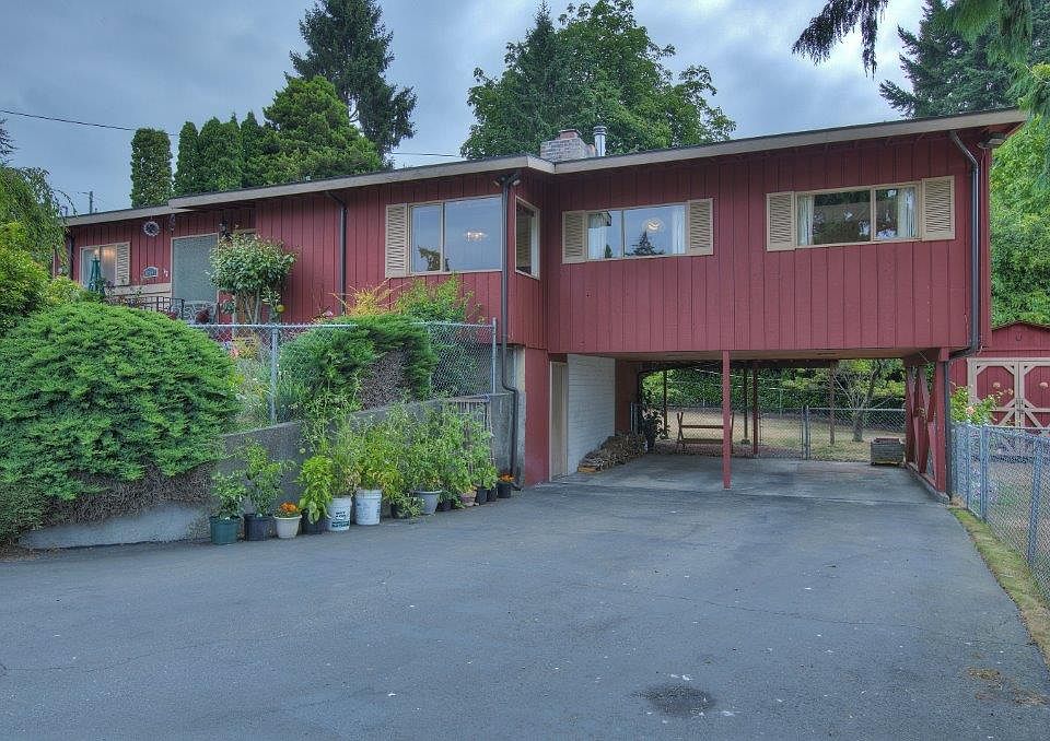 1st image of 19604 18th Ave NW
