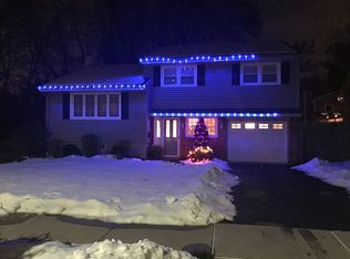 3 Darling Rd, Waldwick, NJ 07463