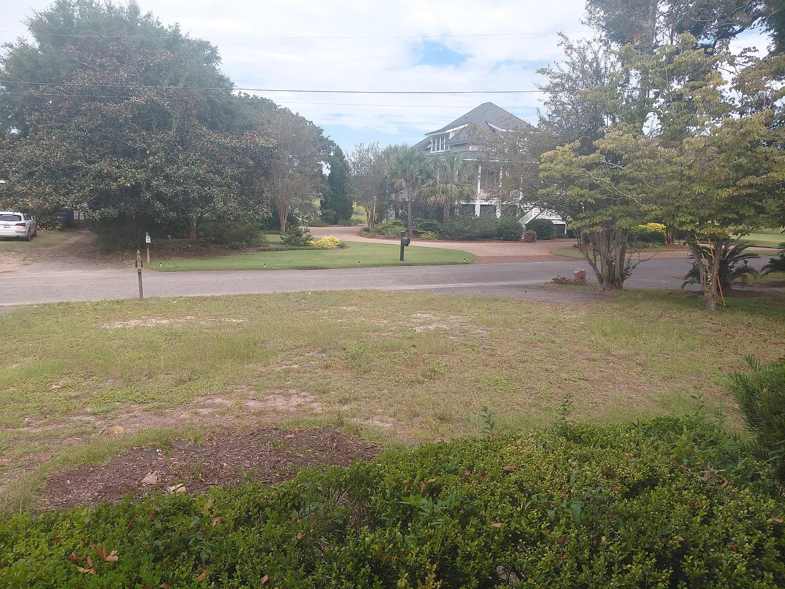 2 bed, 3.0 bath, 1660 sqft, $3,500 — Photo 2