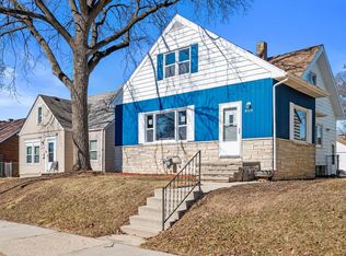 6706 W Chambers St, Milwaukee, WI 53210