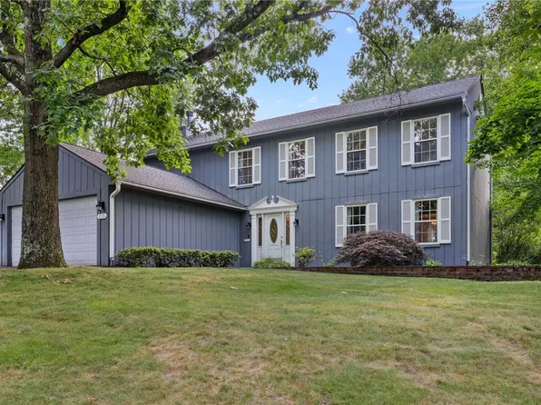 215 Lafayette Dr, Cranberry Township, PA 16066