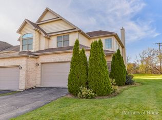 250 Troy Ln, Lombard, IL 60148