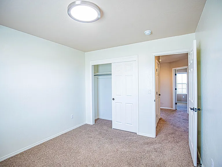 1501 Galway Dr — Photo 36