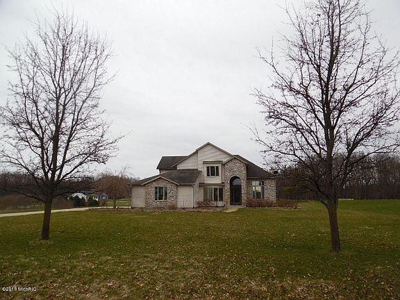 5th image of 26829 White Oak St