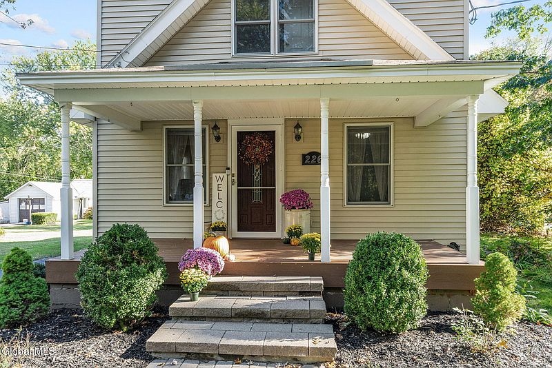 4th image of 226 Hetcheltown Road