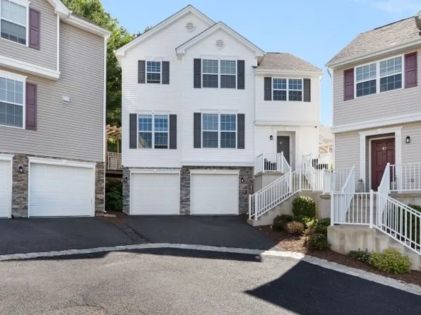 85 Sowers Drive, Mount Olive Twp., NJ 07840