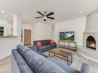 5 Grayhawk Pl, Santa Fe, NM 87508