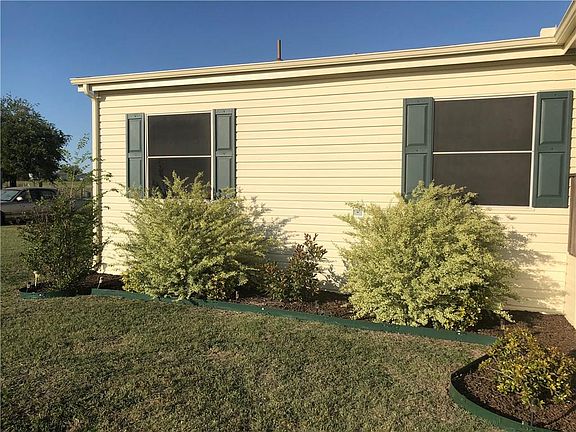 5th image of 1340 Stoneway Dr E