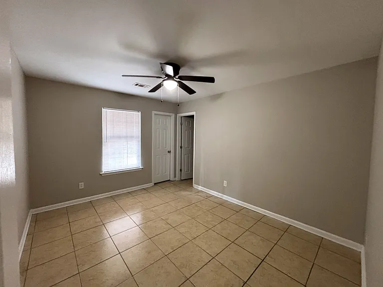 308 Clint Rd #B — Photo 10