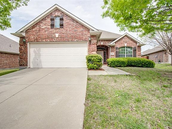 3rd image of 8300 Sonnet Dr