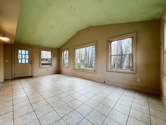4122 Johns St NW — Photo 6