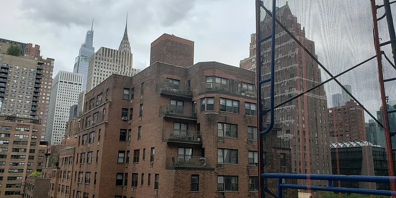 Rented by Tudor Realty | media 29