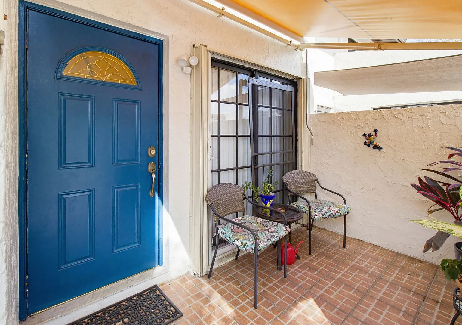 Beautiful 3 bed 2 bath townhome in Snapper Creek! — Photo 4