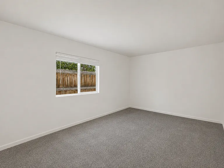 1005 E Mariposa St #R — Photo 15