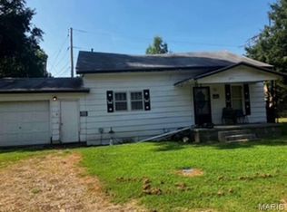 303 E Clark St, Clarkton, MO 63837