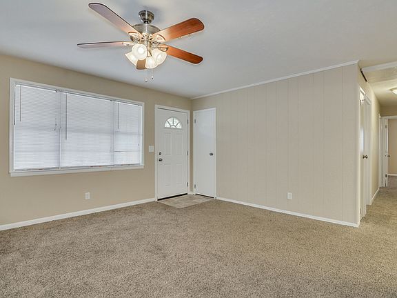 4th image of 2401 Southgate Dr