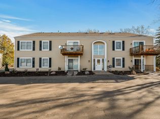 1551 Namekagon St APT 4, Hudson, WI 54016