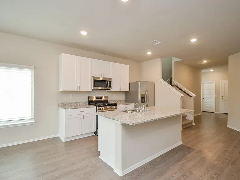 25513 Blossom Ct — Photo 5