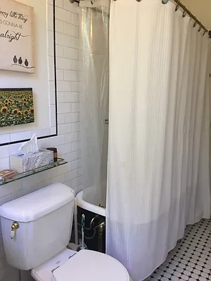 Rented by Compass | media 12