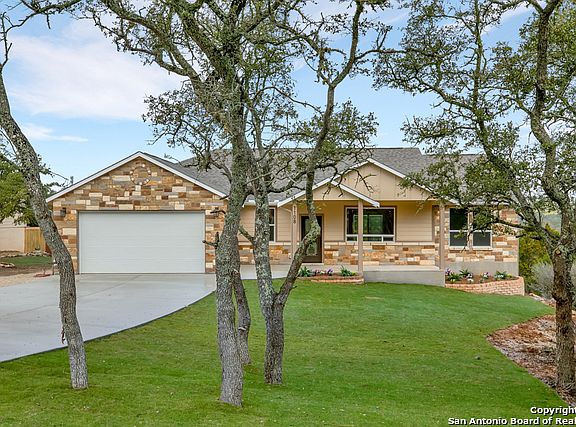 2nd image of 1108 Royal Eagle Dr