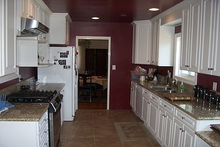 4th image of 1326 E Navilla Pl
