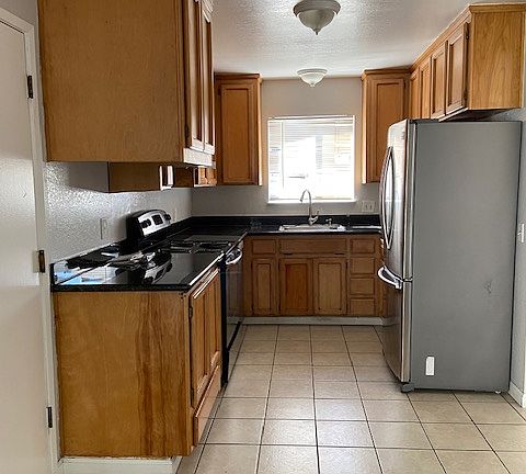 2nd image of 10350 Miller Ave APT 1