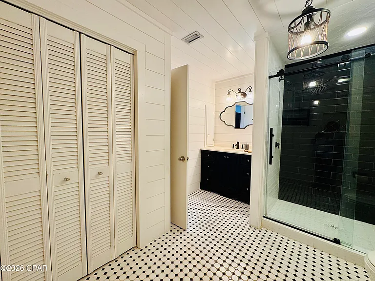 916 Cobia Dr — Photo 19