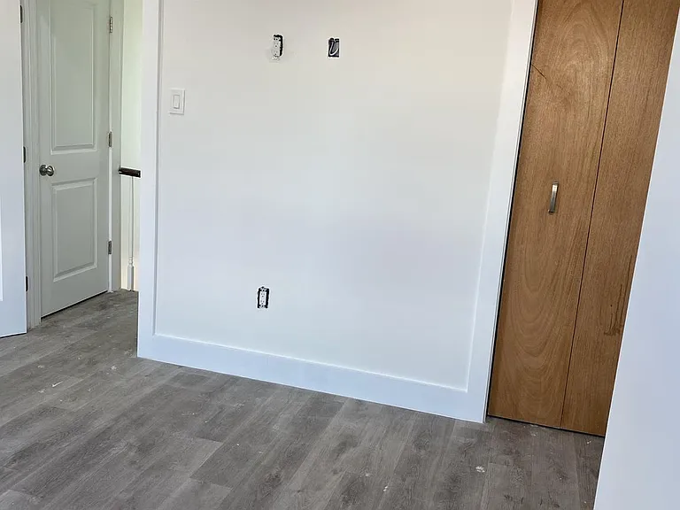 3133 Weikel St — Photo 10