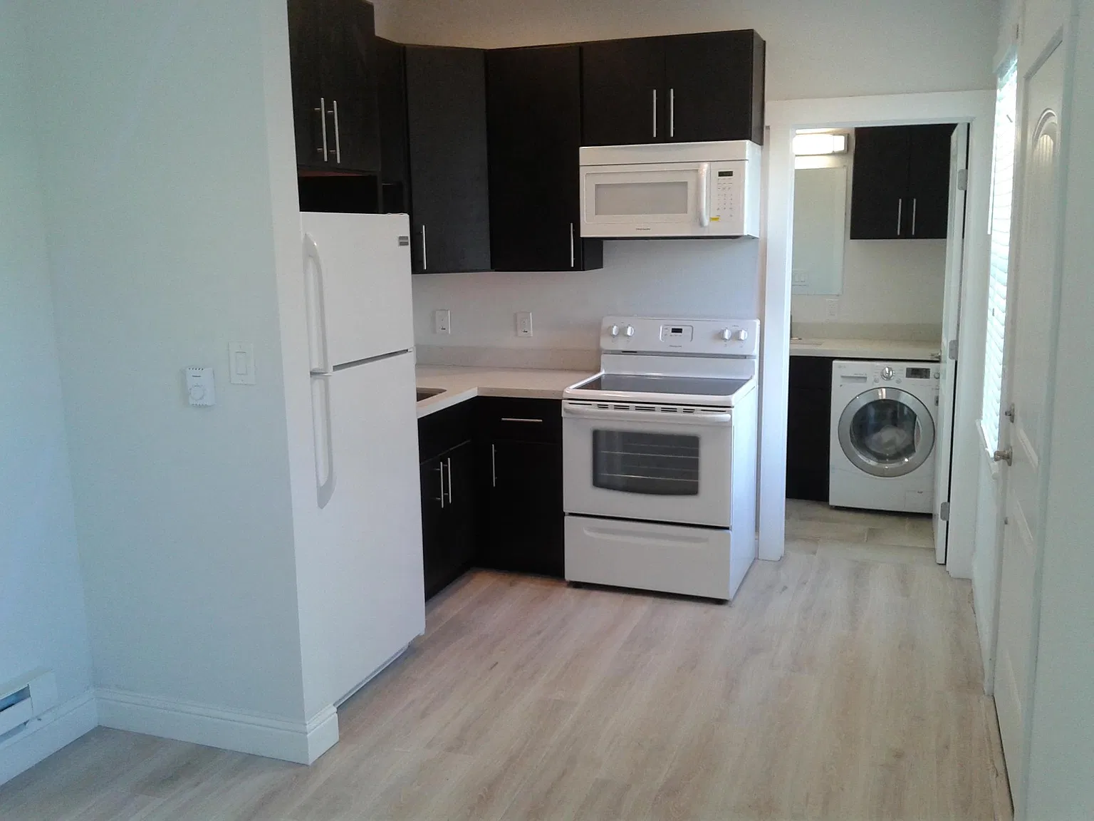 Studio, 240 sqft, $1,450 — Photo 4