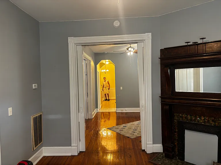 275 Webster Ave — Photo 8