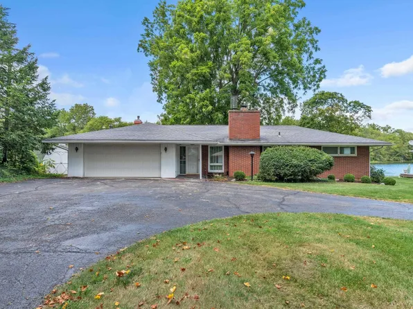 705 Wakefield Village Blvd, Kendallville, IN 46755