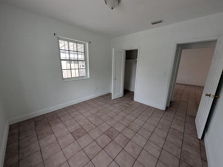 1786 NW 18th St #1 — Photo 9