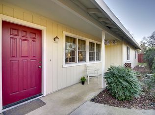 3221 Garfield Ave, Carmichael, CA 95608