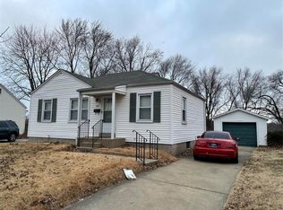 265 Derhake Rd, Florissant, MO 63031