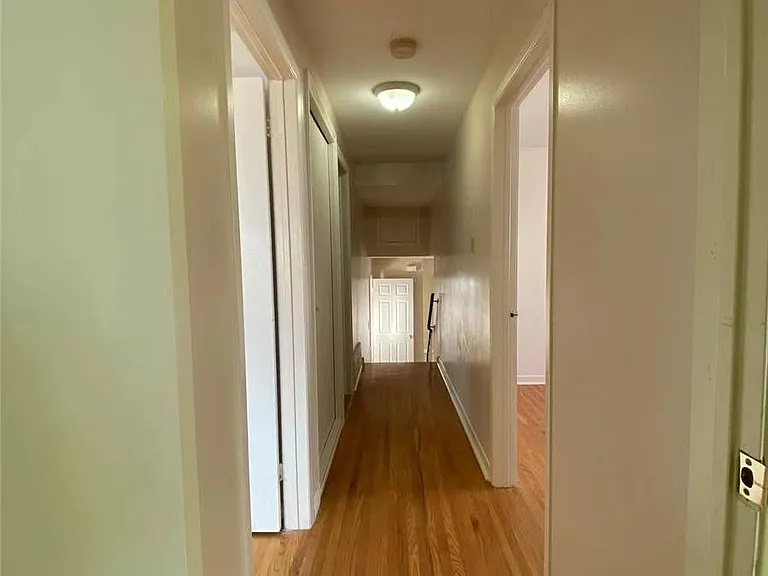 820 Forestwood Dr #UPPER — Photo 8