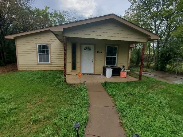 1519 N Brazos Ave, Cleburne, TX 76031