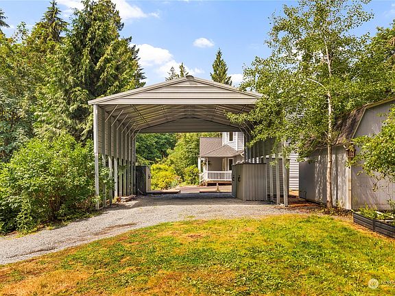 4th image of 18210 213th Avenue Ct E