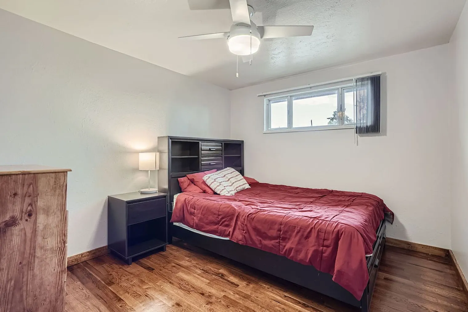2 bed, 1.0 bath, $2,792 — Photo 4