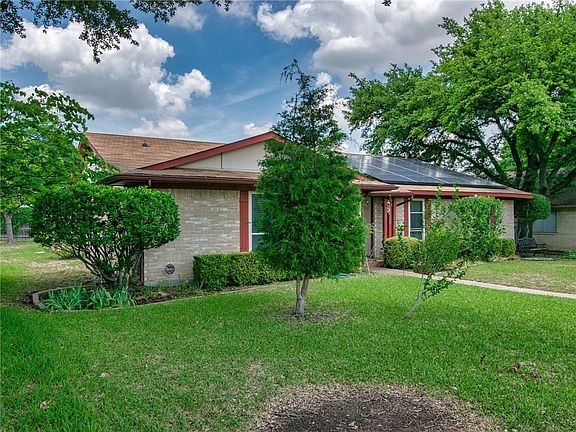 2nd image of 1605 Richforest Dr